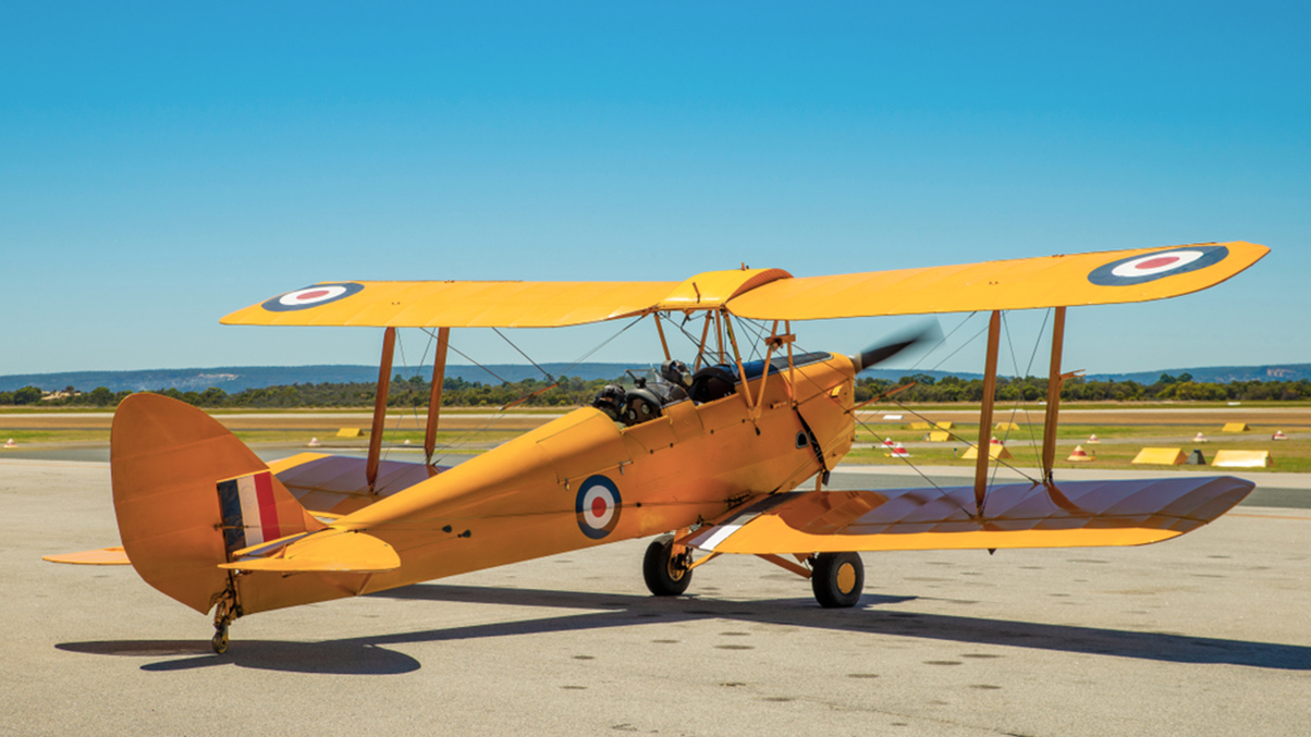 DH82A - de Havilland Tiger Moth