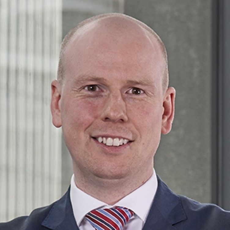 Andrew Robson - Senior Associate, Commercial Litigation - Stewarts