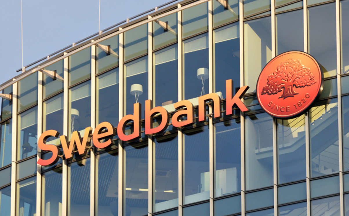 Swedbank lv. Шведбанк. Swedbank Латвия. Swedbank стартовая. Swedbank logo.