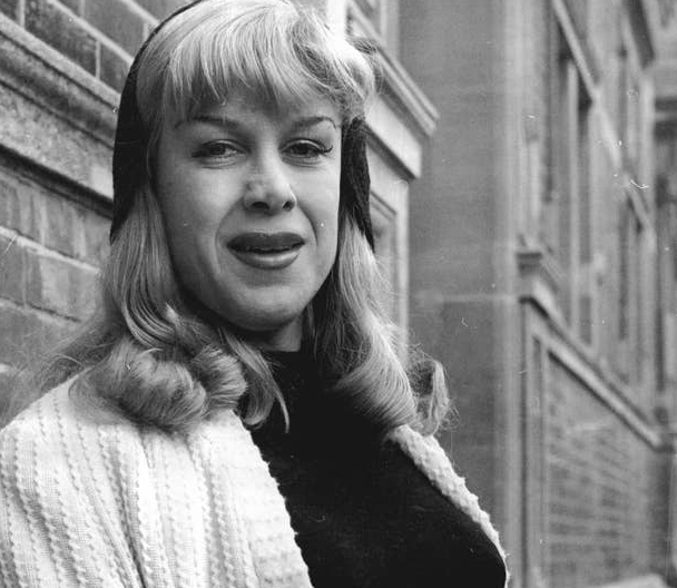 Roberta Cowell